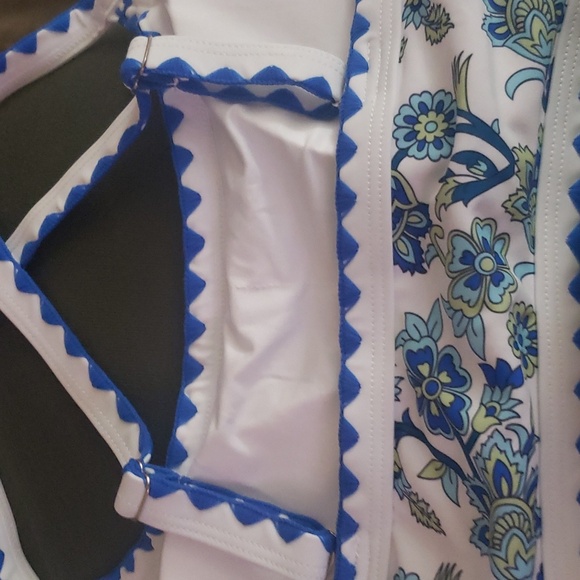 Print High Waisted Tummy Control Bikini Set - Picture 8 of 9